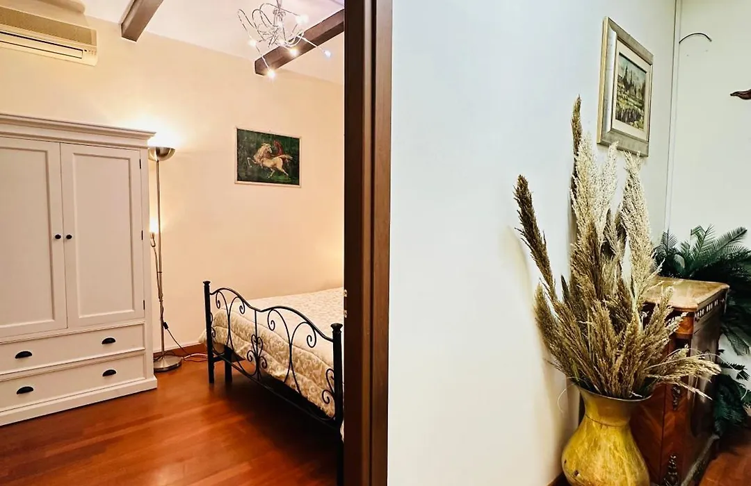 Via Veneto Lulus Home-1